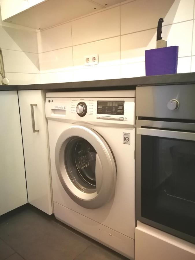 Apartment Central-apt At Lake, Citycenter 5min, Fair 18min!!!