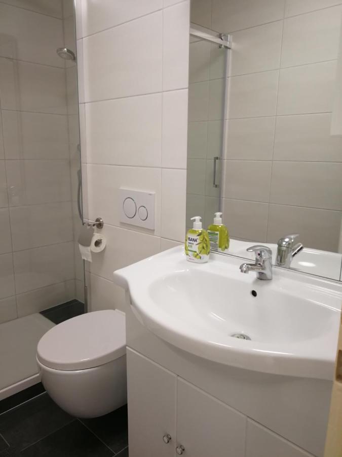 Central-apt At Lake, Citycenter 5min, Fair 18min!!! Apartment