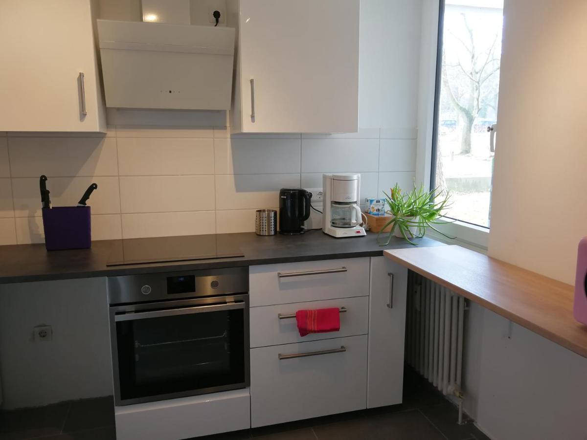 Apartment Central-apt At Lake, Citycenter 5min, Fair 18min!!! *