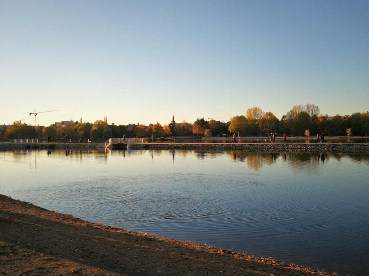 Apartment Central-apt At Lake, Citycenter 5min, Fair 18min!!! Nuremberg