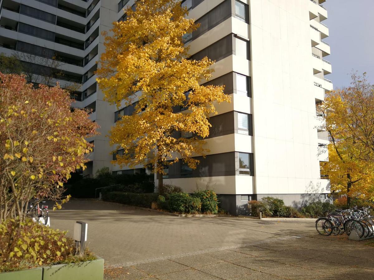 Apartment Central-apt At Lake, Citycenter 5min, Fair 18min!!! *